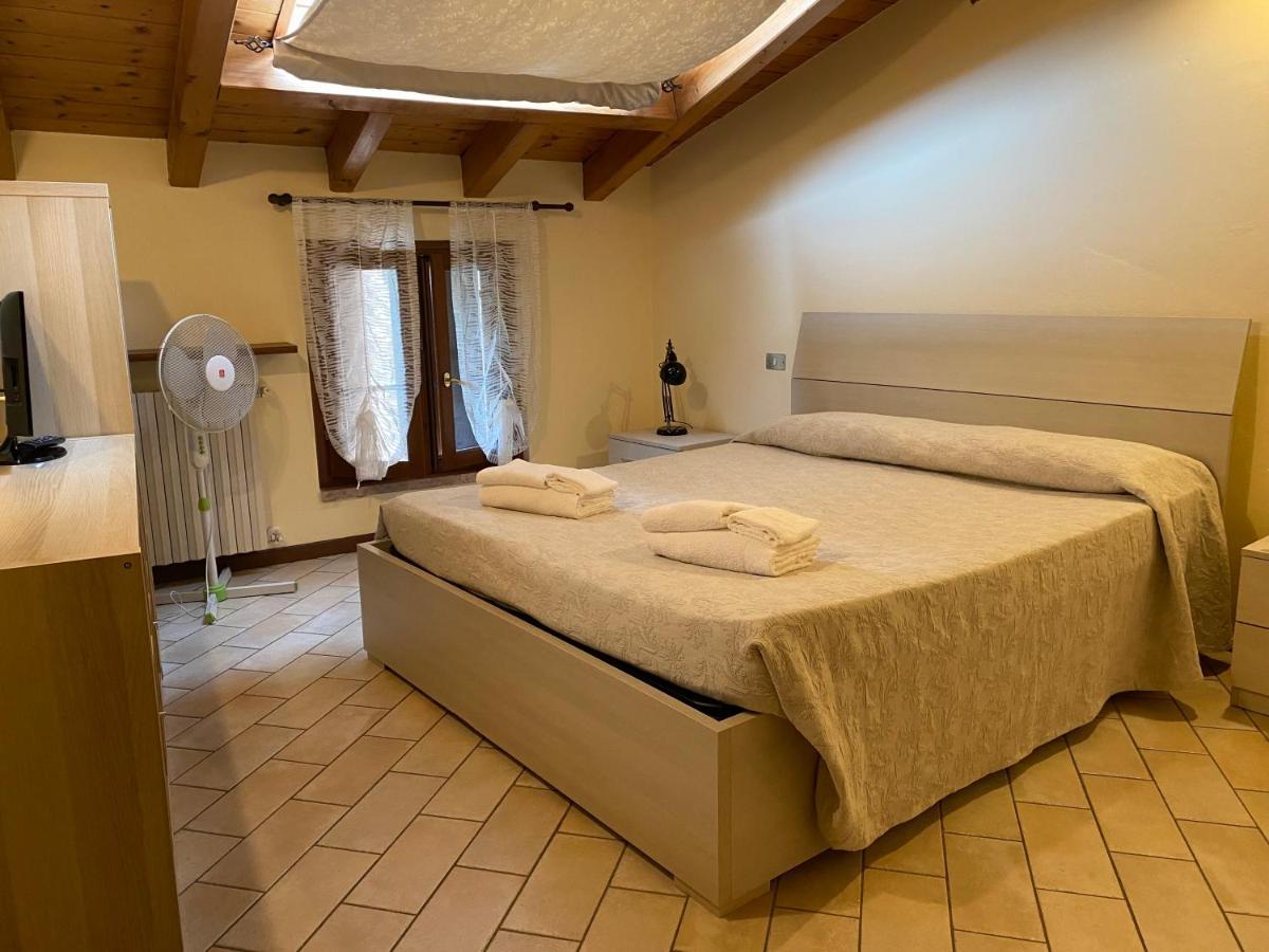 Hotel Adria & Resort Toscolano Maderno Exterior photo