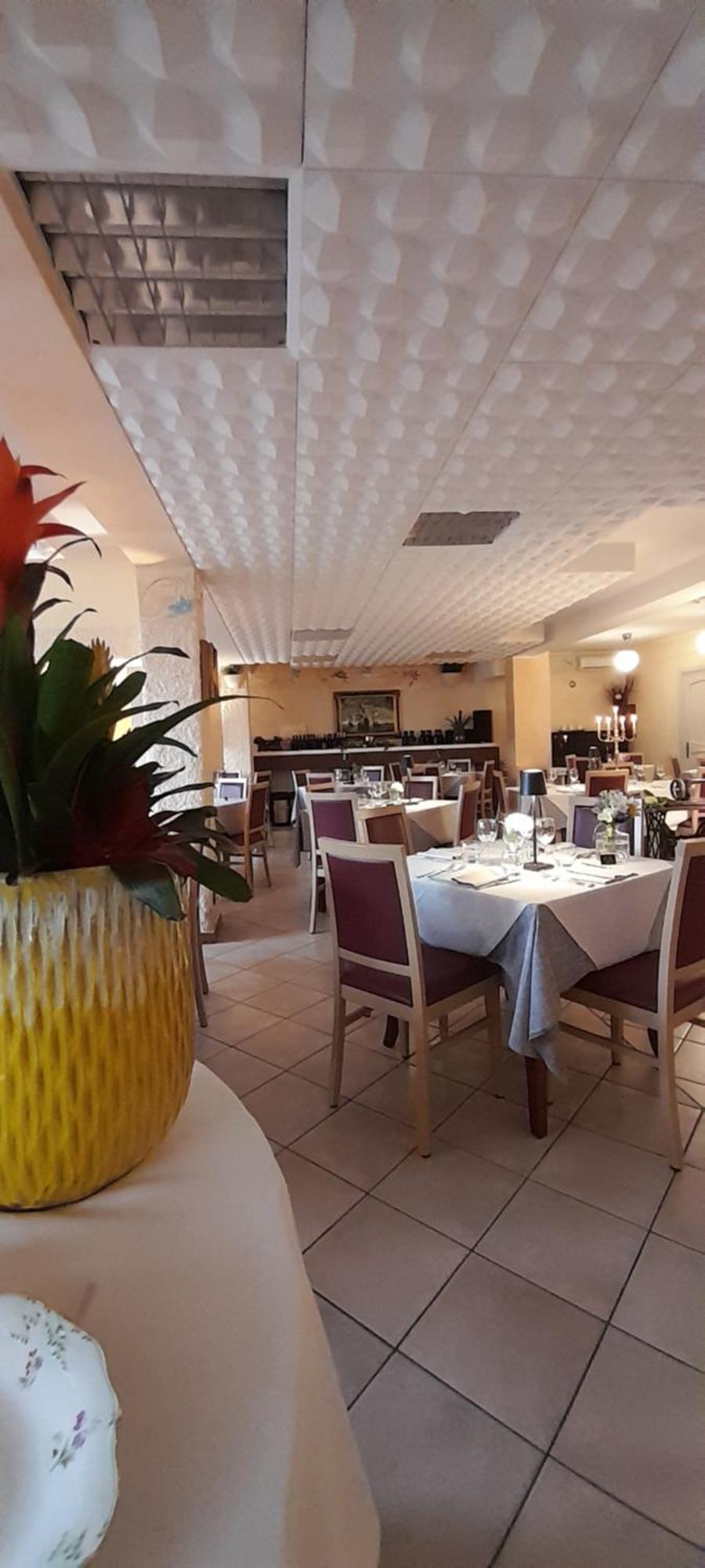 Hotel Adria & Resort Toscolano Maderno Exterior photo
